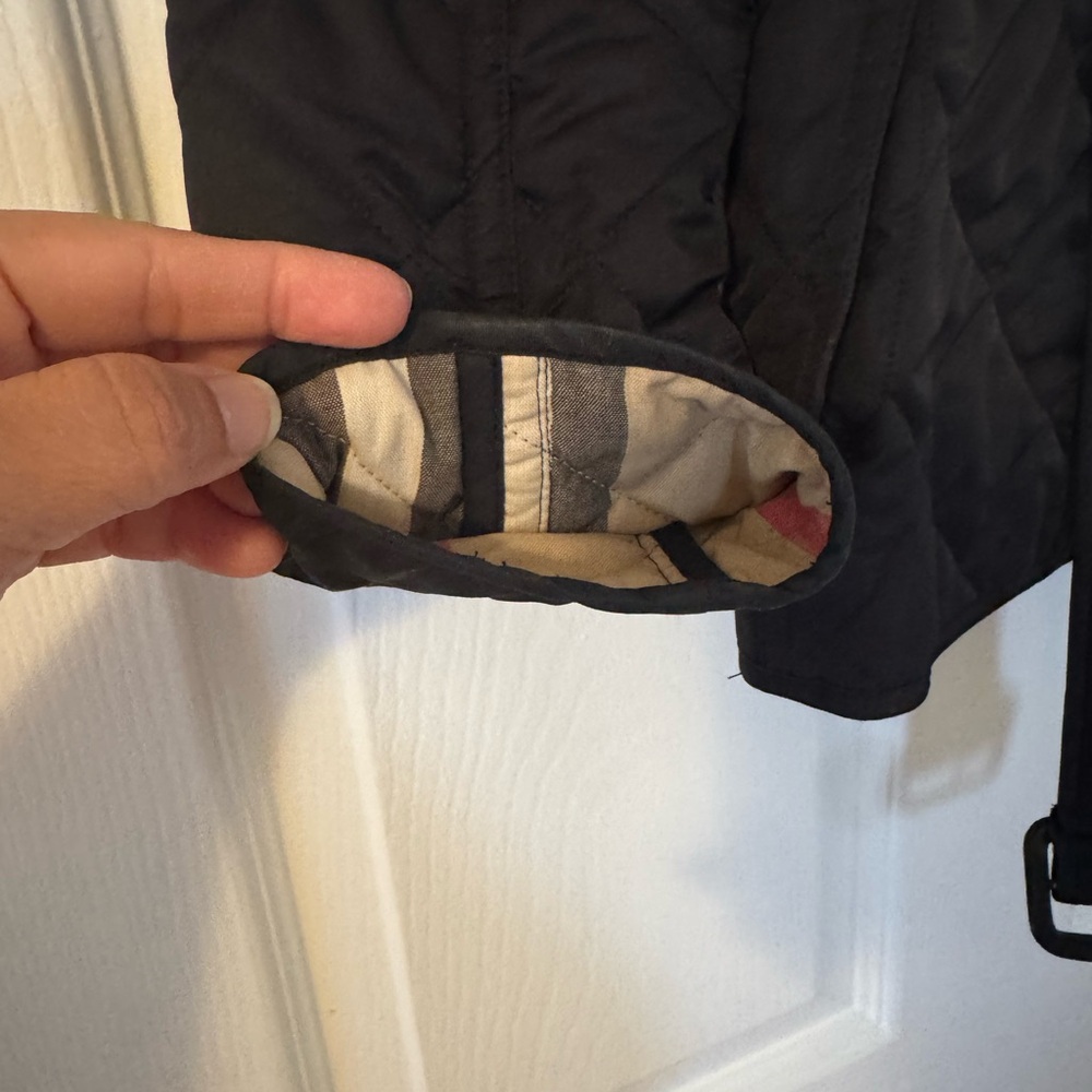 Burberry Checkered Beige and Black Jacket - Picture 7 of 9